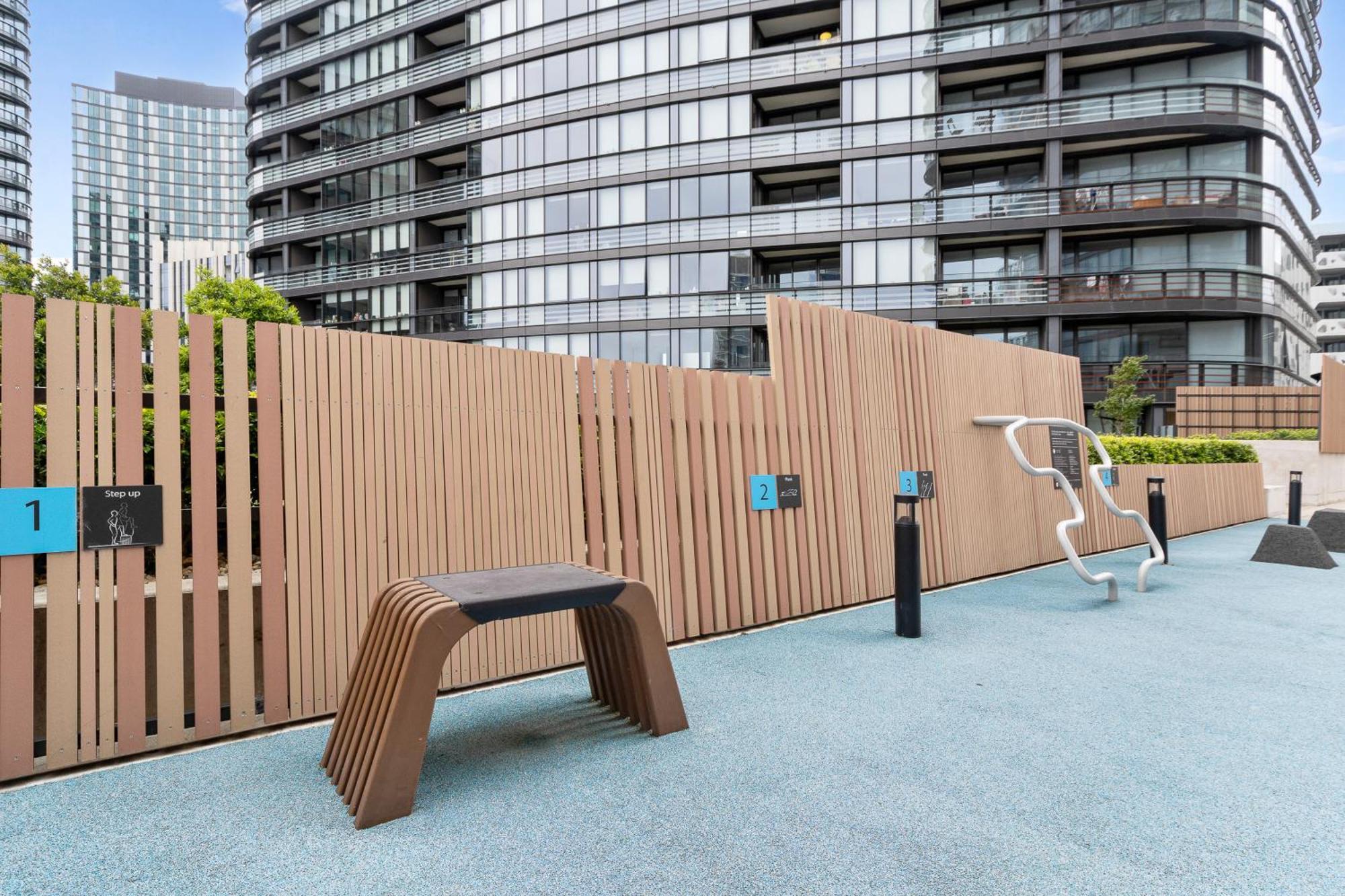 Melbourne Docklands Riverside Views Екстериор снимка